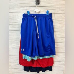 4 Pack Men's Medium, Shorts & Bathing Suit